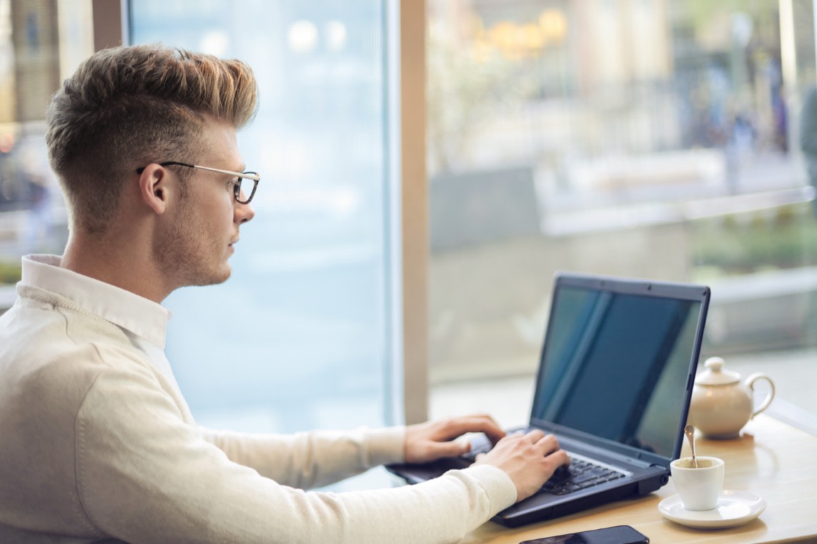 Zastosowanie najnowszych rozwiązań technologicznych w zwiększaniu wydajności laptopa Lenovo ThinkPad X1 Carbon Gen 13